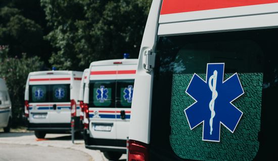 三穗救护车转运病人过路高速收费吗？